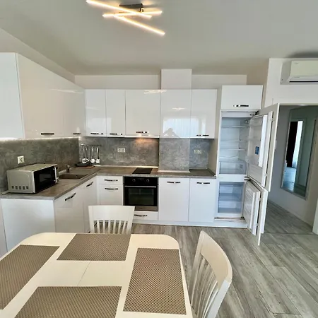 La Prime Time * Varna