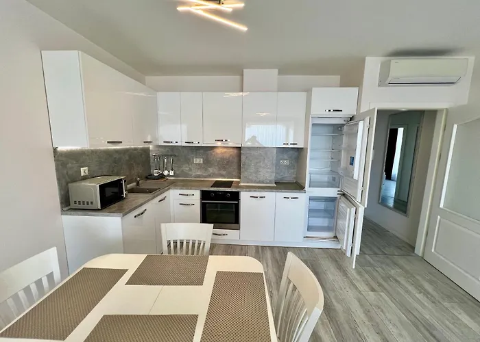 La Prime Time * Várna